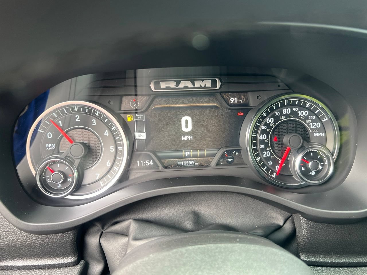 Used 2025 RAM 1500 Big Horn AWD/4WD image 12