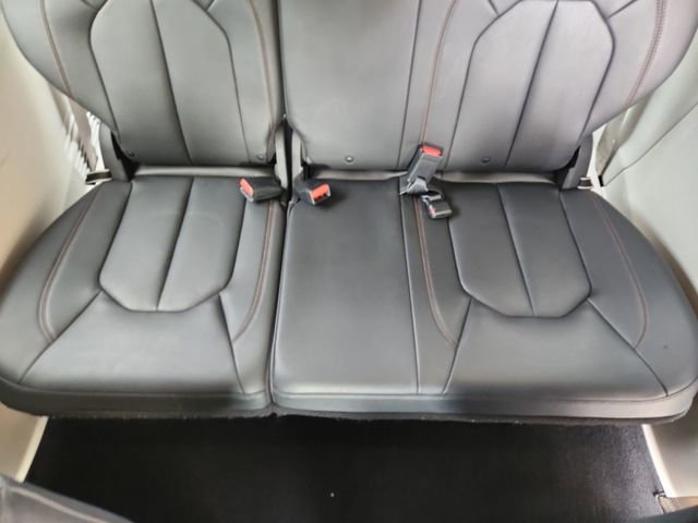 Used 2020 Chrysler Pacifica Touring-L w/ Premium Audio Group image 33