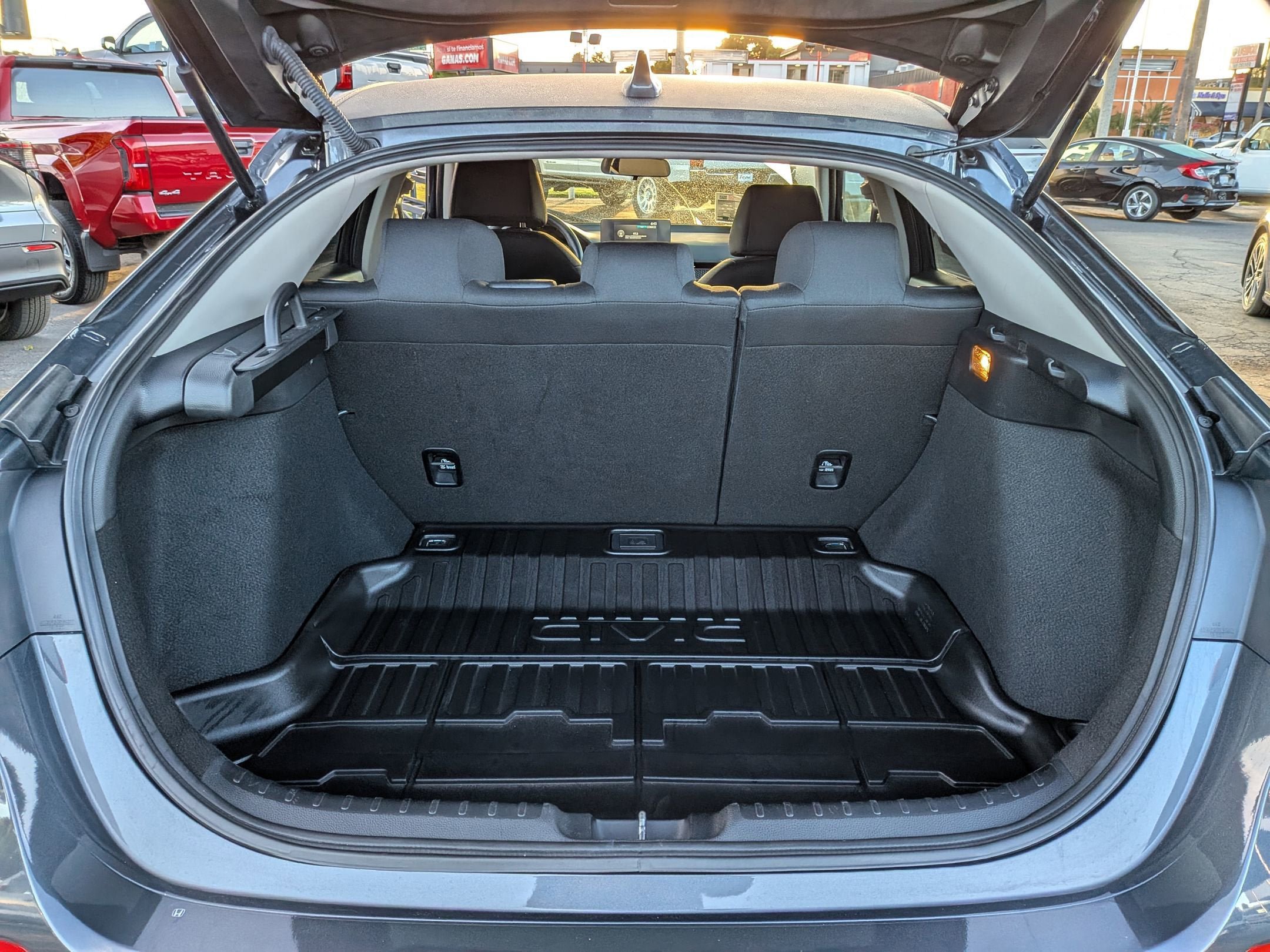 Used 2023 Honda Civic LX image 30
