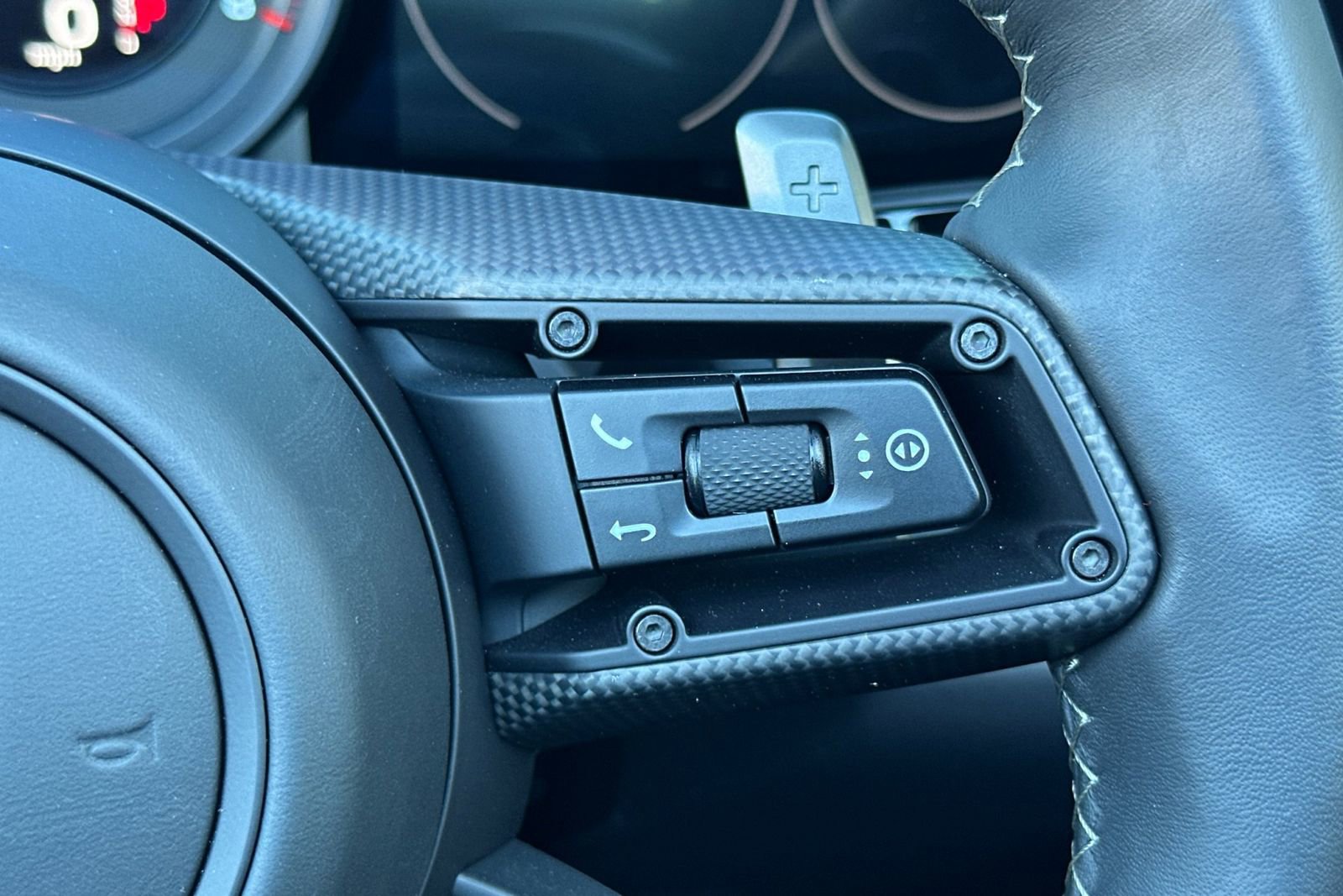 Used 2023 Porsche 911 Targa 4 GTS image 31