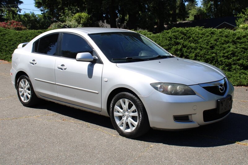 Used 2008 MAZDA MAZDA3 i Touring FWD image 2