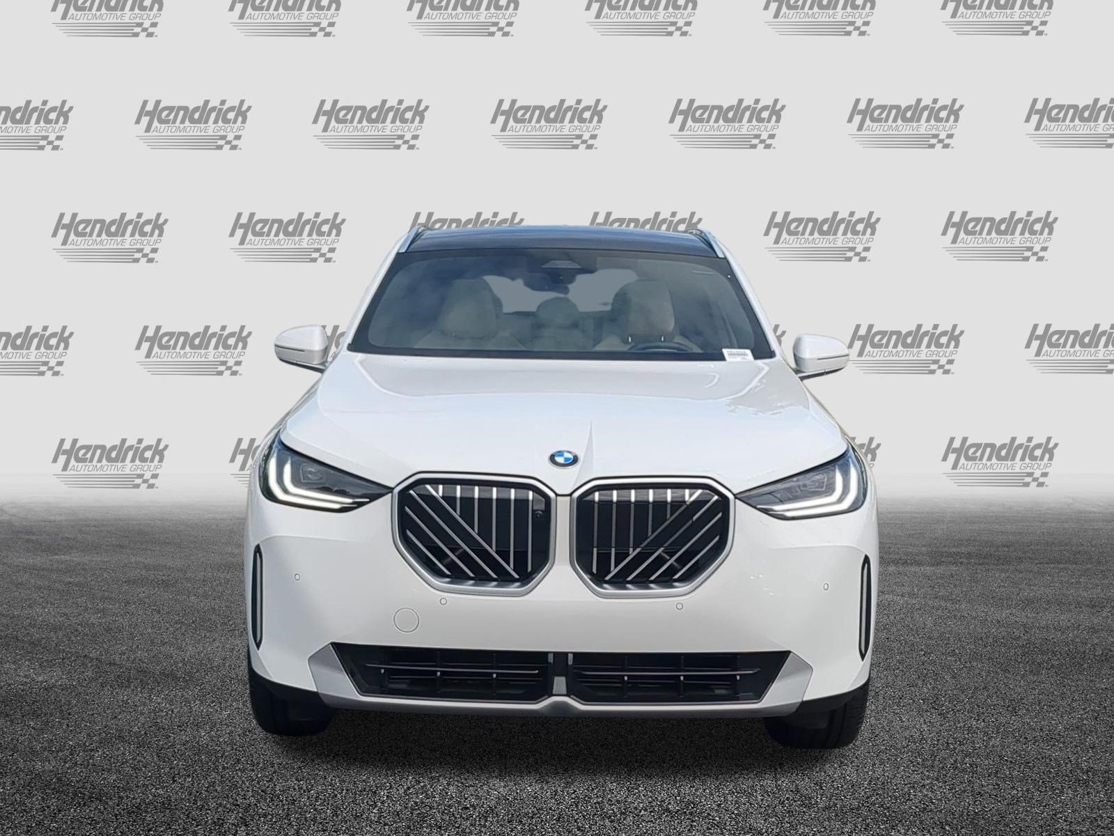 Certified 2025 BMW X3 xDrive30i w/ Premium Package AWD/4WD image 3