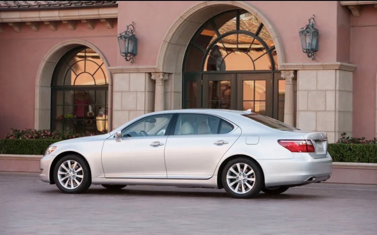 Used 2010 Lexus LS 460 L AWD/4WD image 4