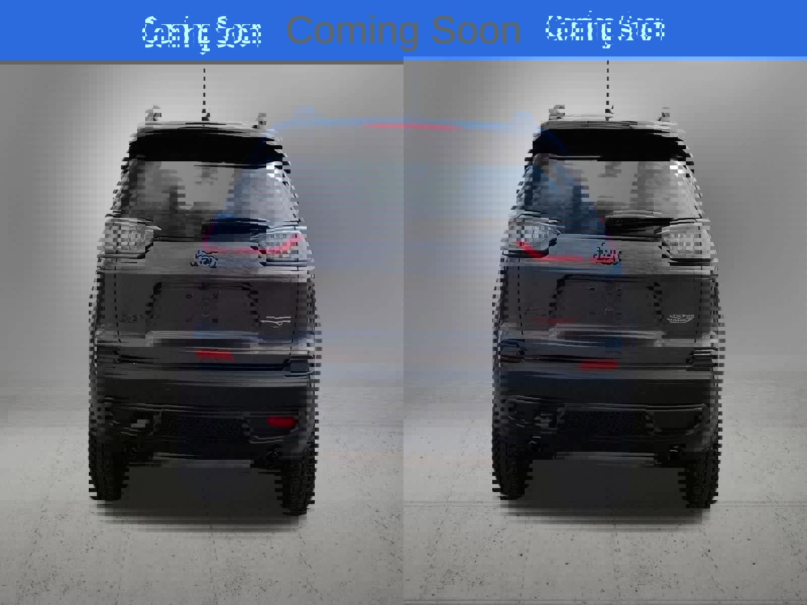 Used 2019 Jeep Cherokee Trailhawk w/ Cold Weather Group AWD/4WD image 5