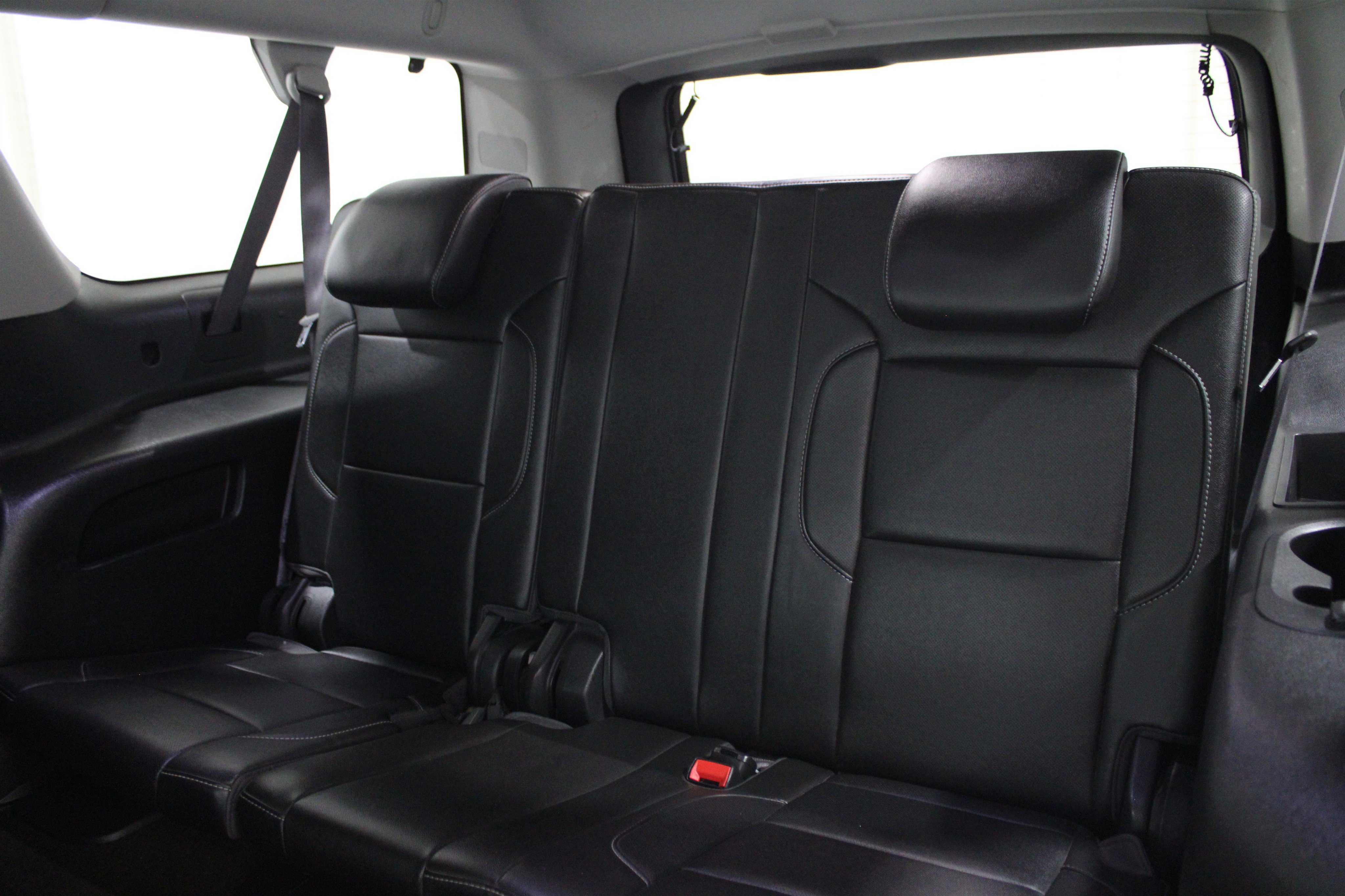 Used 2016 Chevrolet Suburban LTZ image 24