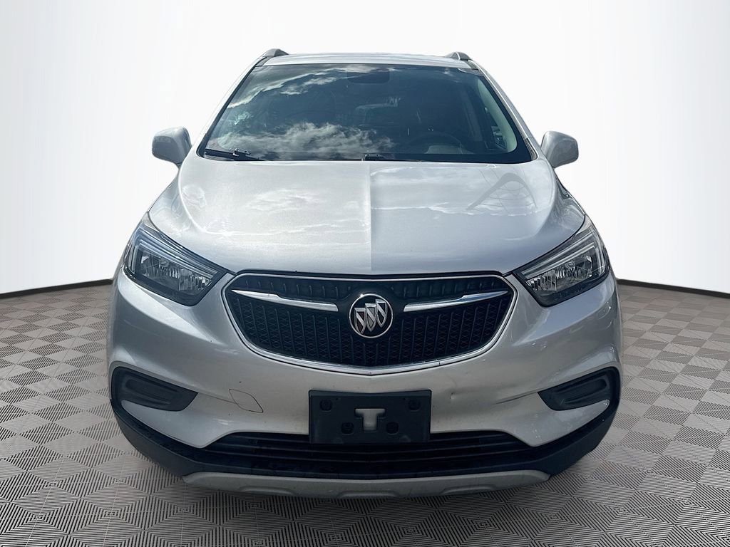 Used 2021 Buick Encore Preferred image 2