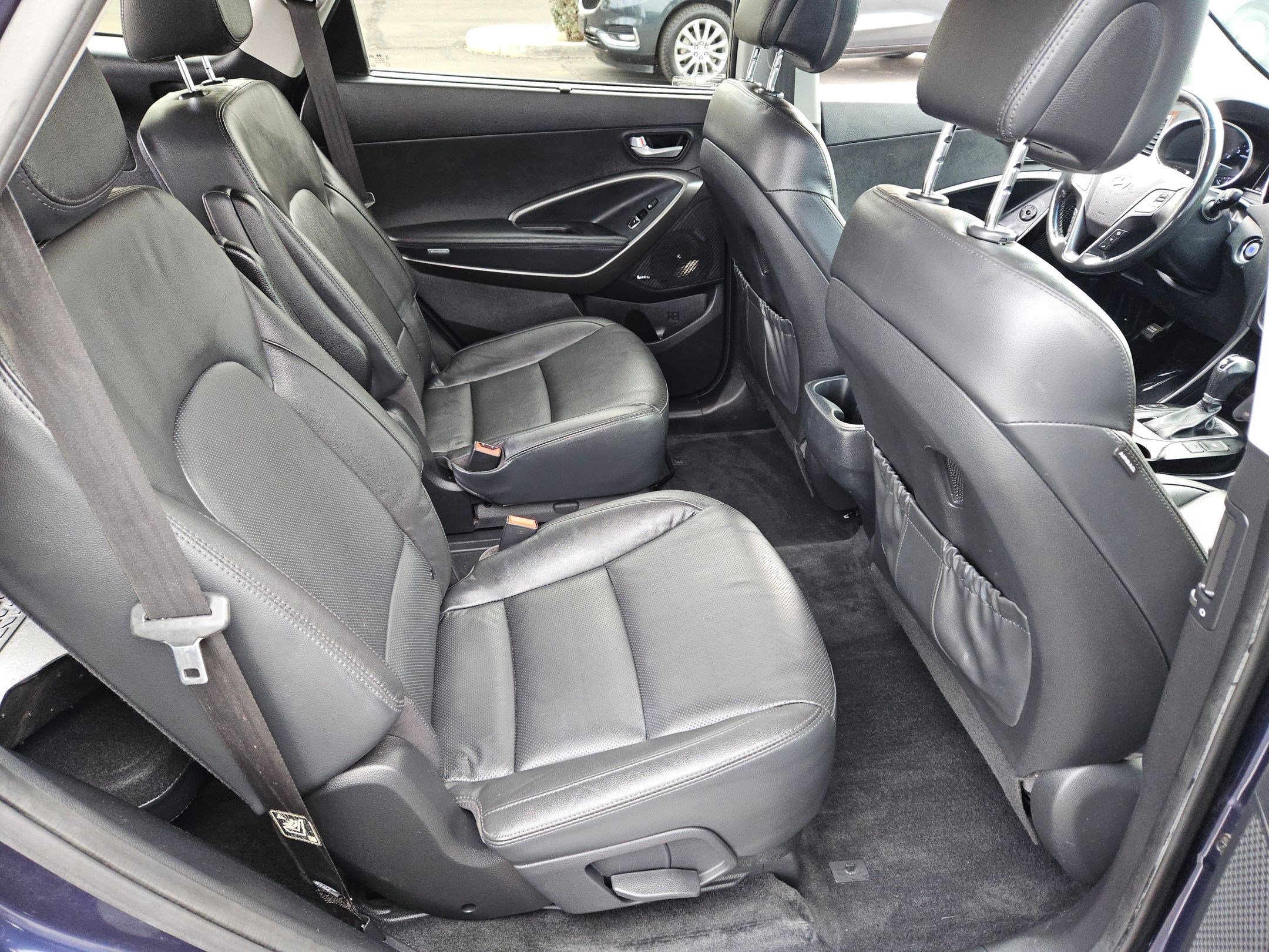 Used 2018 Hyundai Santa Fe Limited image 22