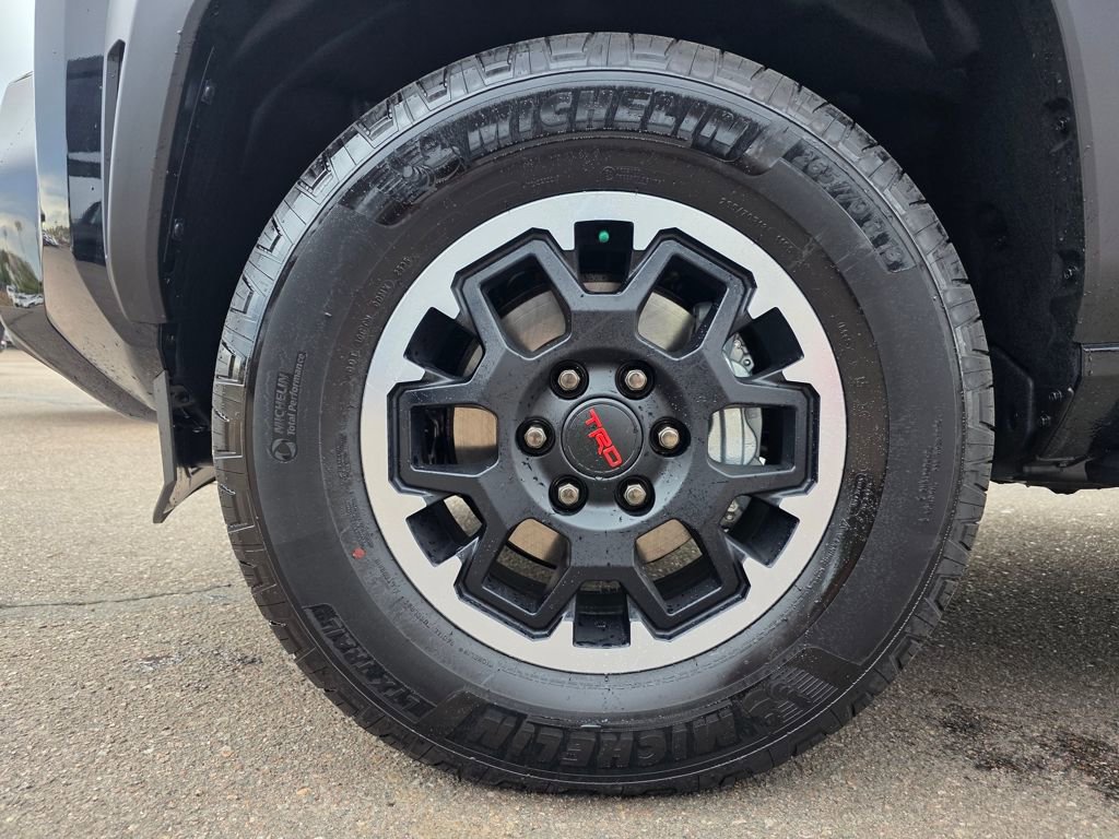 Used 2025 Toyota 4Runner TRD Off-Road image 34