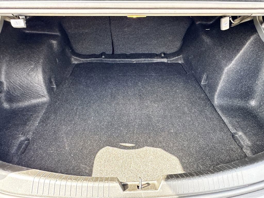 Used 2025 Chevrolet Malibu LT image 24