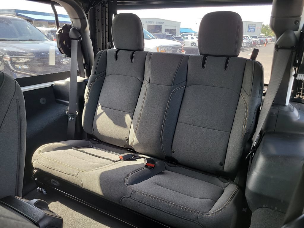 Used 2024 Jeep Wrangler Sport AWD/4WD image 12