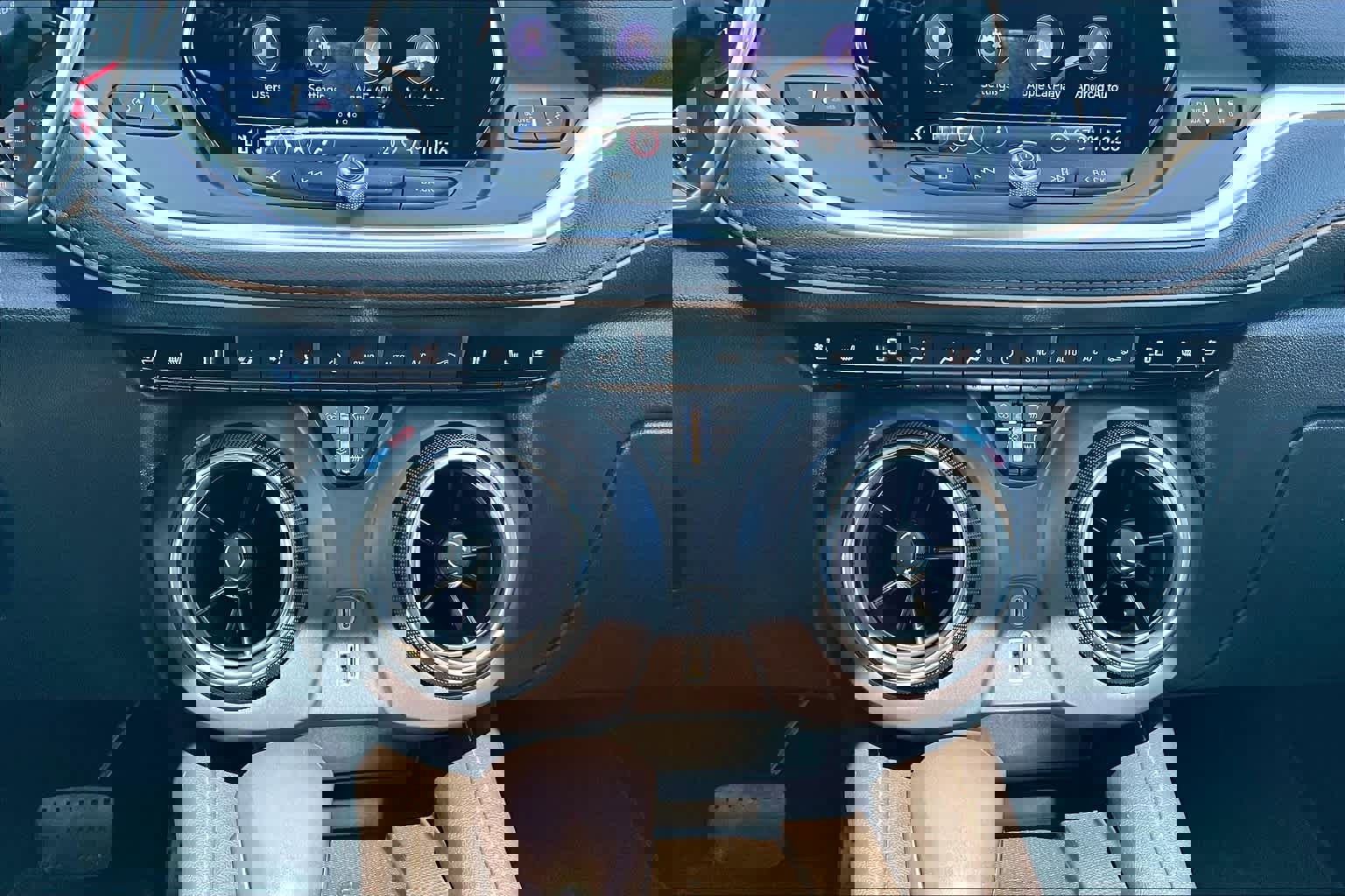 Used 2021 Chevrolet Blazer Premier w/ Driver Confidence II Package image 26