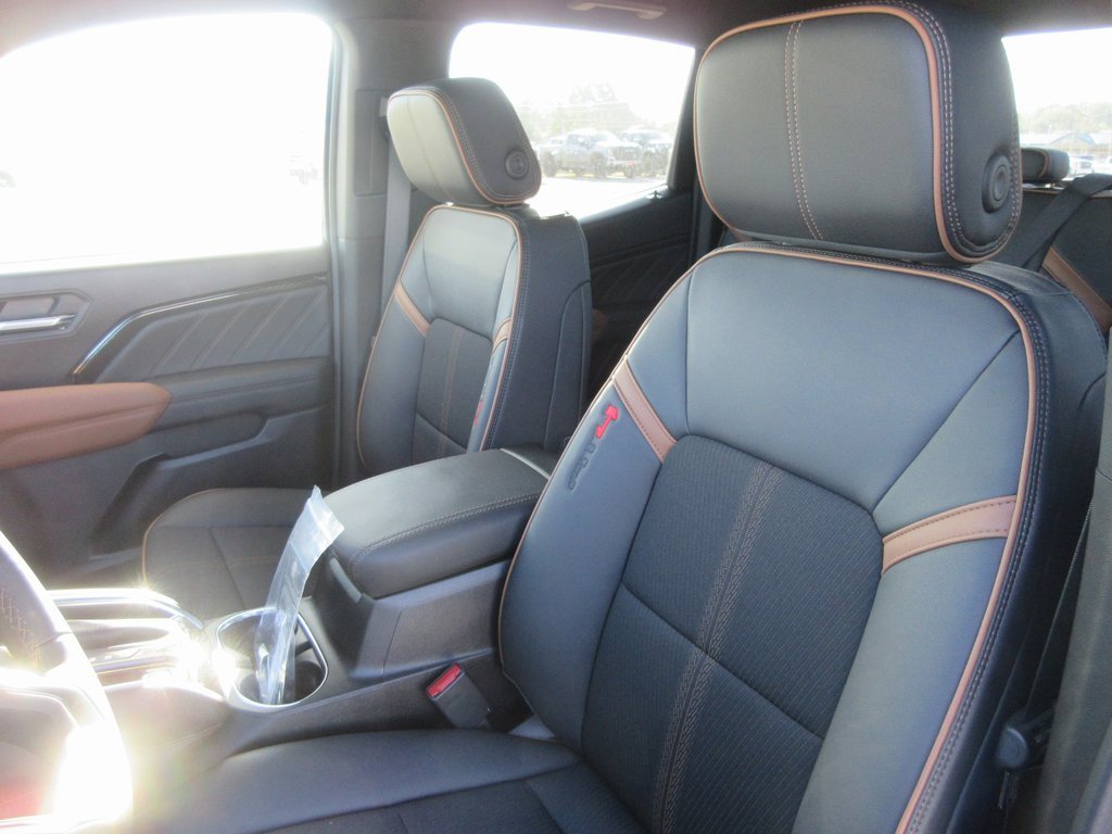 New 2026 GMC Canyon AT4 image 13