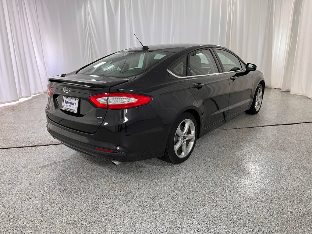 Used 2015 Ford Fusion SE w/ Equipment Group 201A FWD image 27