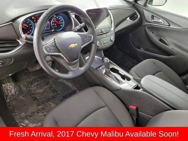 Used 2017 Chevrolet Malibu LT image 12