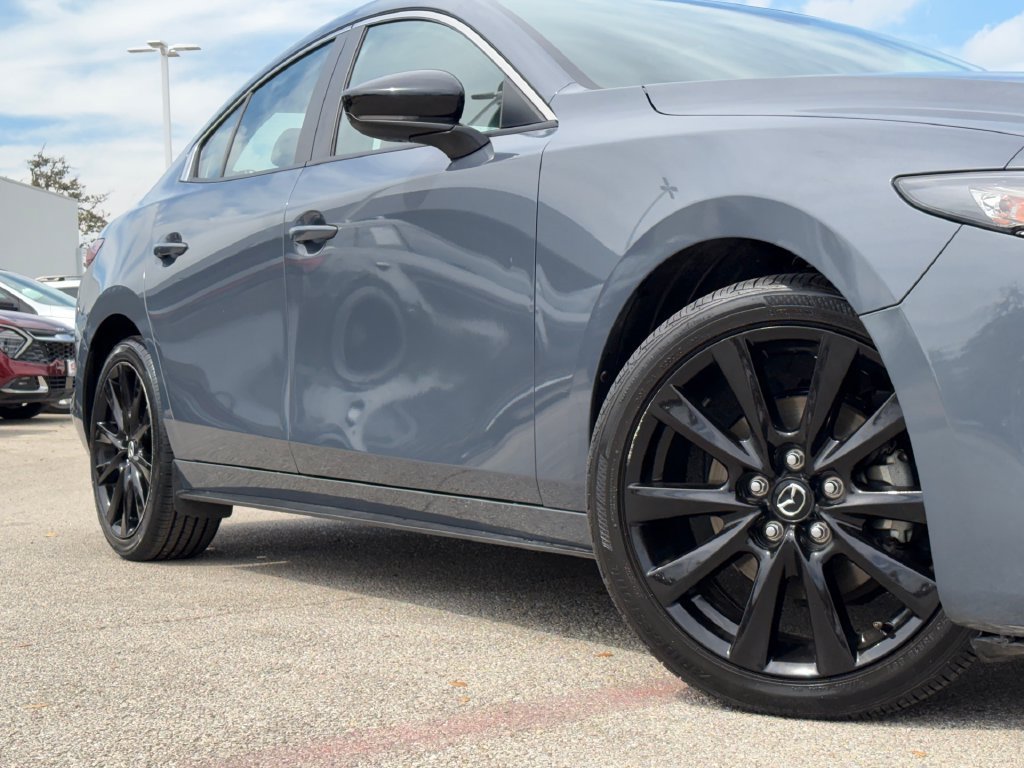 Used 2025 MAZDA MAZDA3 s AWD/4WD image 2