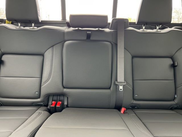 New 2026 GMC Sierra 1500 SLT image 24