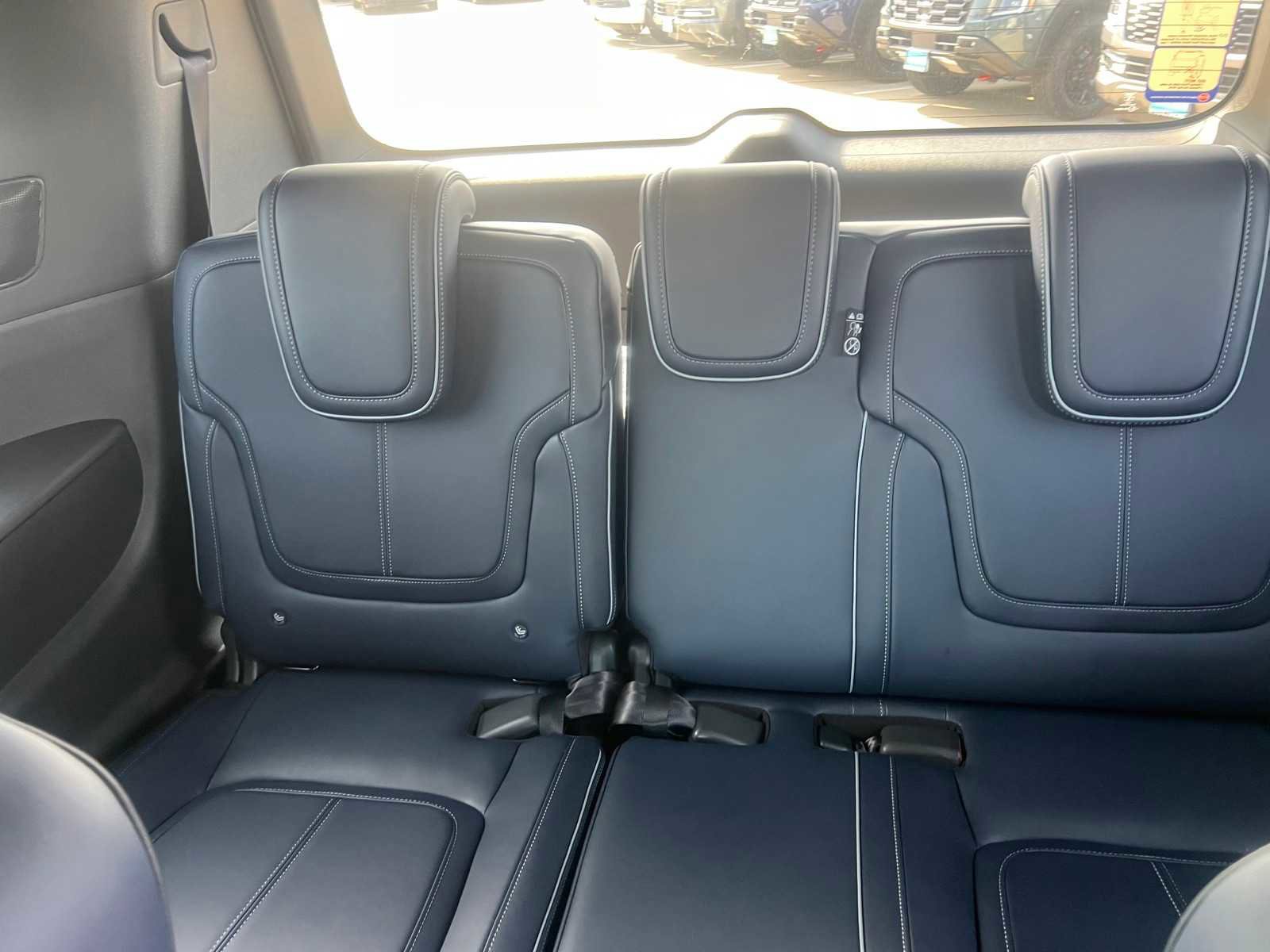 New 2026 INFINITI QX80 4WD w/ Sport Exterior Package image 29