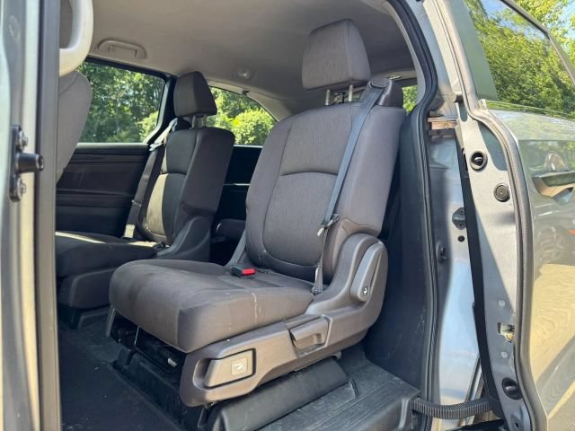 Used 2019 Honda Odyssey LX image 19
