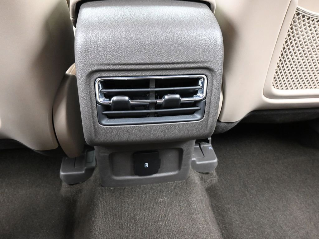 Used 2022 Lincoln Corsair Reserve image 42