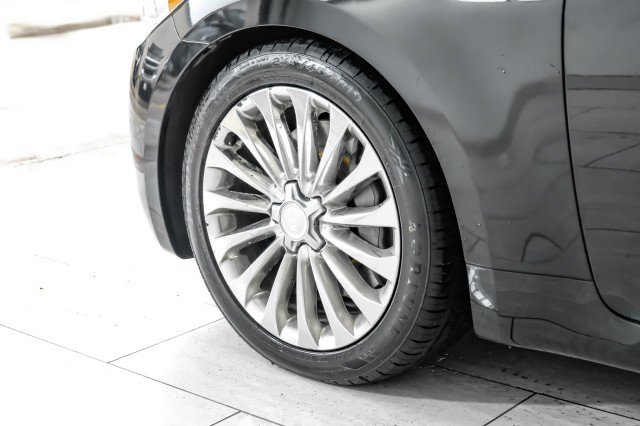 Used 2016 Kia K900 Luxury RWD image 50