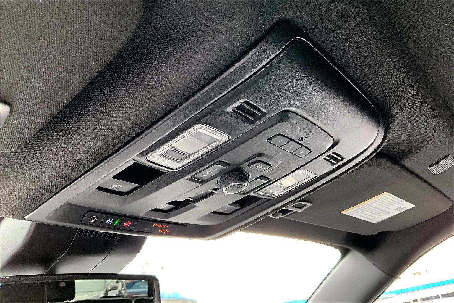 Certified 2024 GMC Yukon Denali RWD image 26