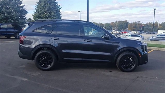 New 2026 Kia Sorento SX Prestige w/ Olive Brown Leather Package image 4