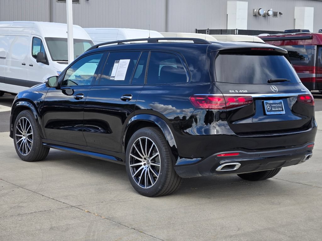 Used 2025 Mercedes-Benz GLS 450 4MATIC image 9