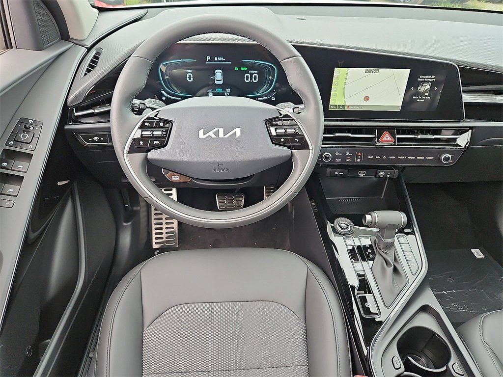 New 2025 Kia Niro EX Touring image 8