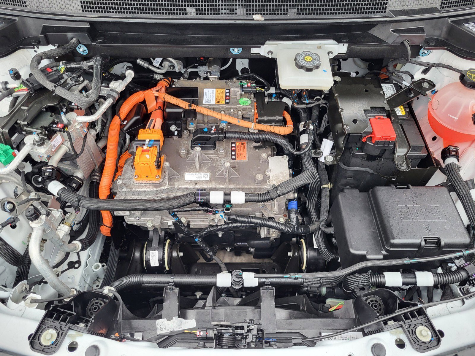 Used 2025 Chevrolet Equinox EV LT FWD image 30
