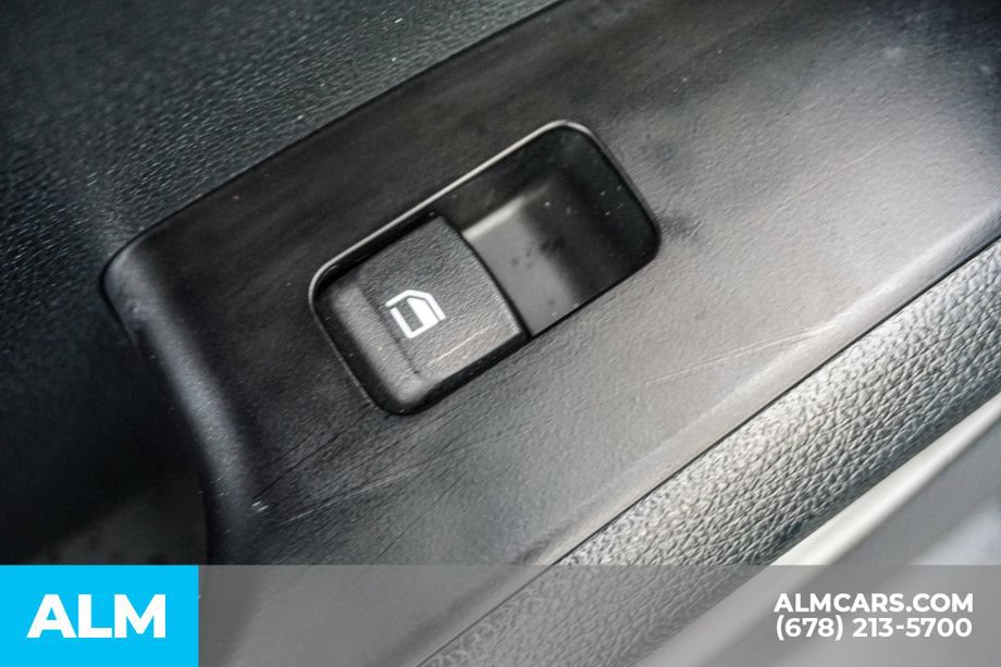 Used 2025 Kia Soul LX w/ LX Technology Package FWD image 47