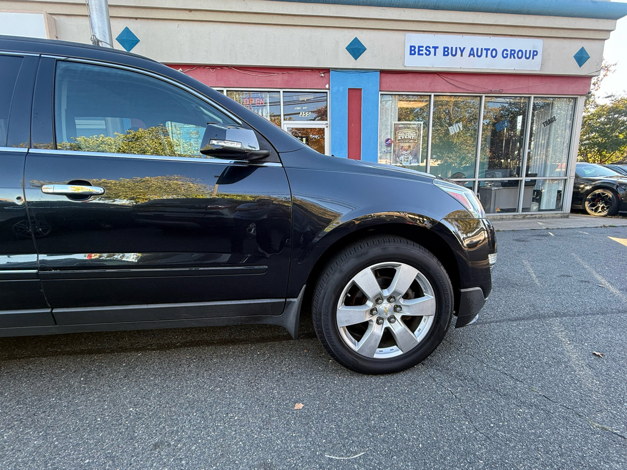 Used 2014 Chevrolet Traverse LTZ w/ LPO, 'HIT The Road' Package image 10