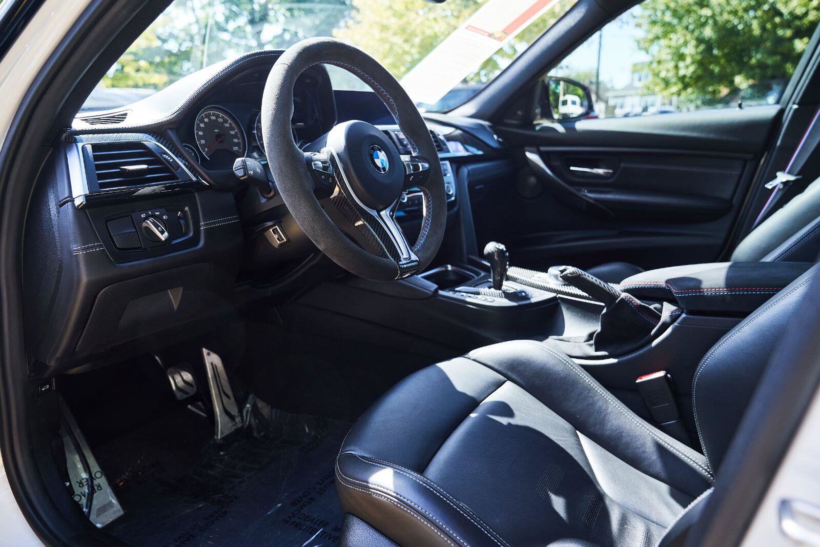 Used 2018 BMW M3 RWD image 44