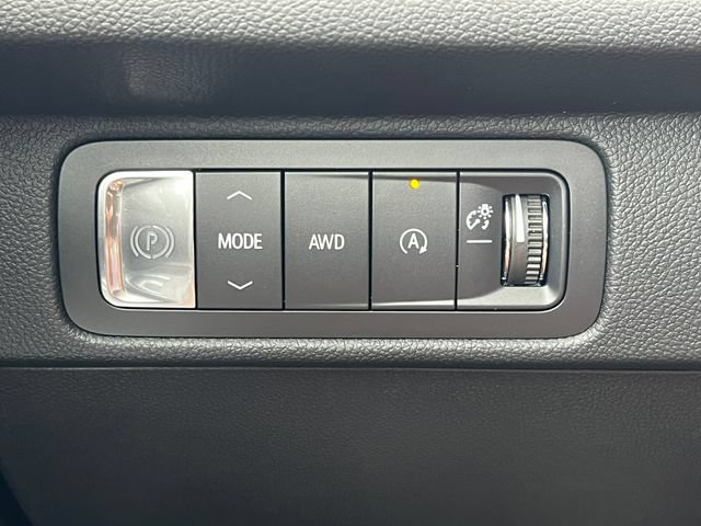 New 2026 Chevrolet Traverse RS w/ LPO, Floor Liner Package AWD/4WD image 21