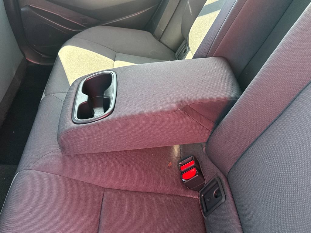 Used 2025 Toyota Corolla LE AWD/4WD image 35