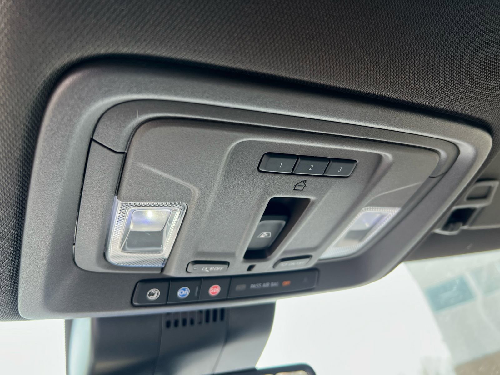 Used 2022 GMC Sierra 1500 SLT w/ SLT Premium Plus Package image 25