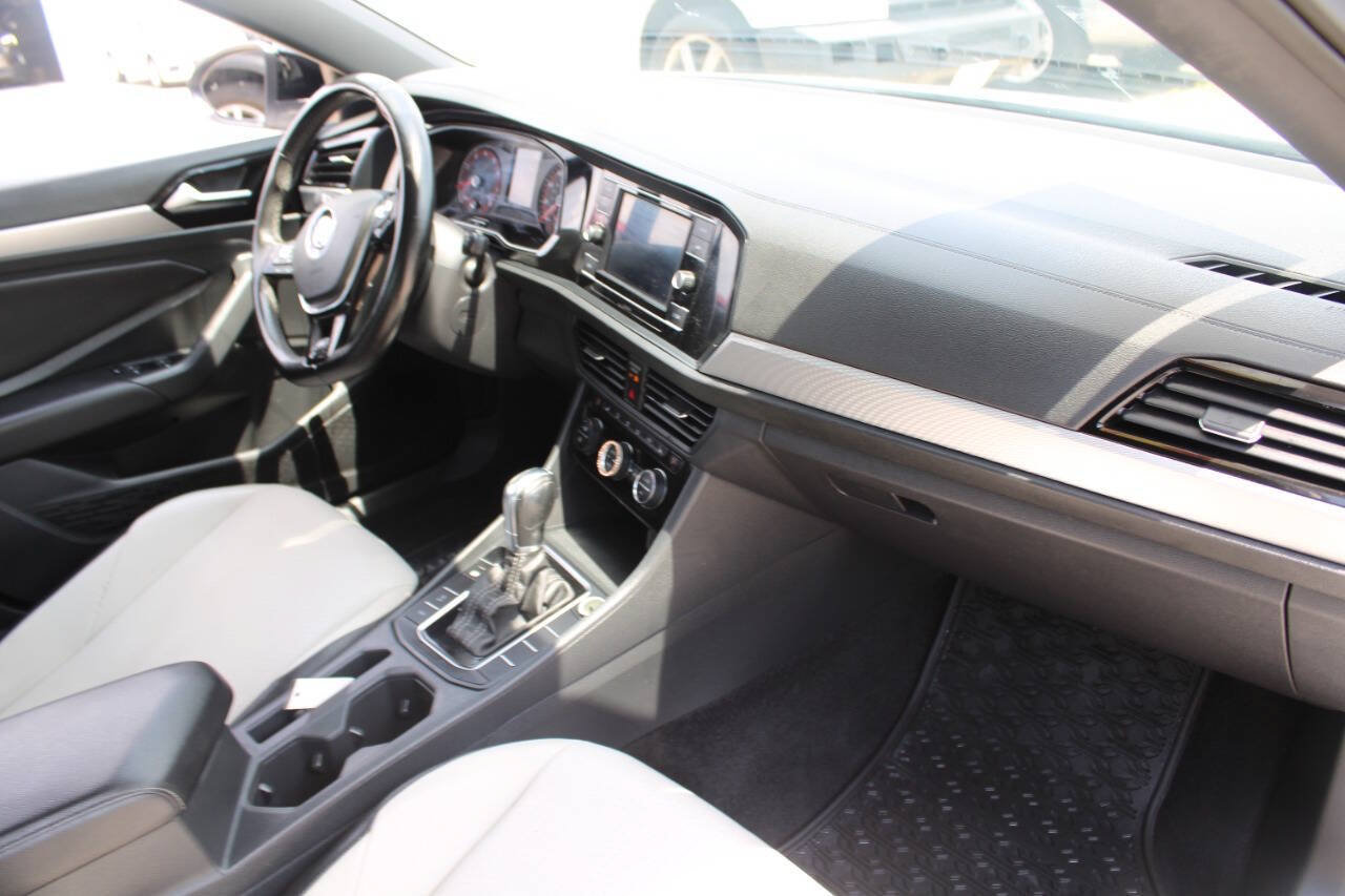 Used 2019 Volkswagen Jetta R-Line FWD image 13