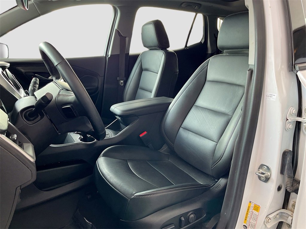 Used 2024 GMC Terrain SLT w/ LPO, Floor Liner Package image 20