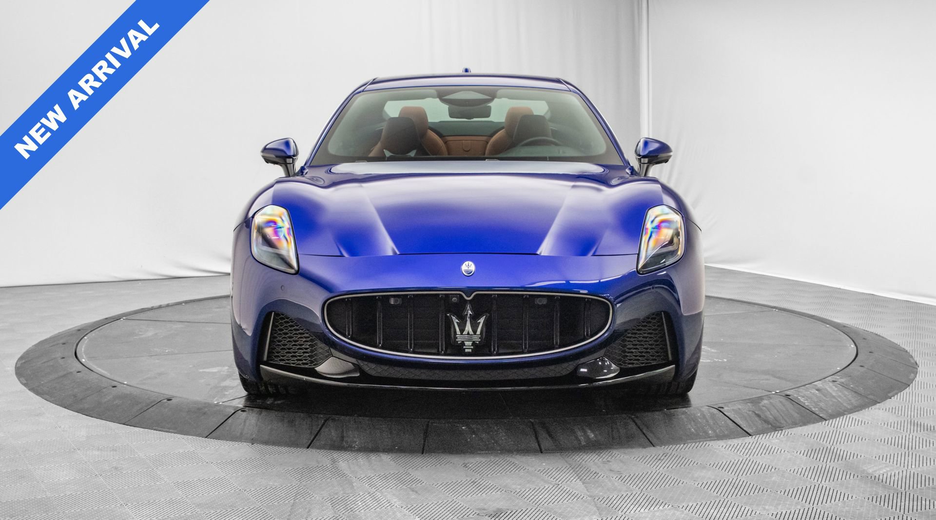 Used 2024 Maserati GranTurismo Modena image 2