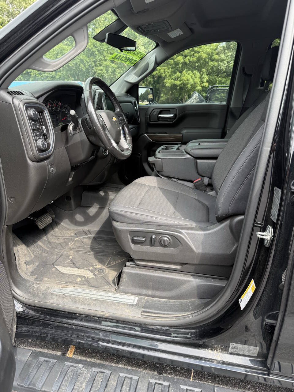 Used 2019 Chevrolet Silverado 1500 LT w/ All-Star Edition AWD/4WD image 22
