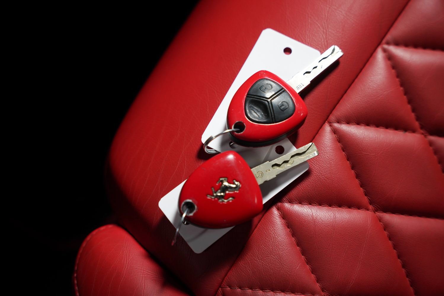 Used 2010 Ferrari California RWD image 52