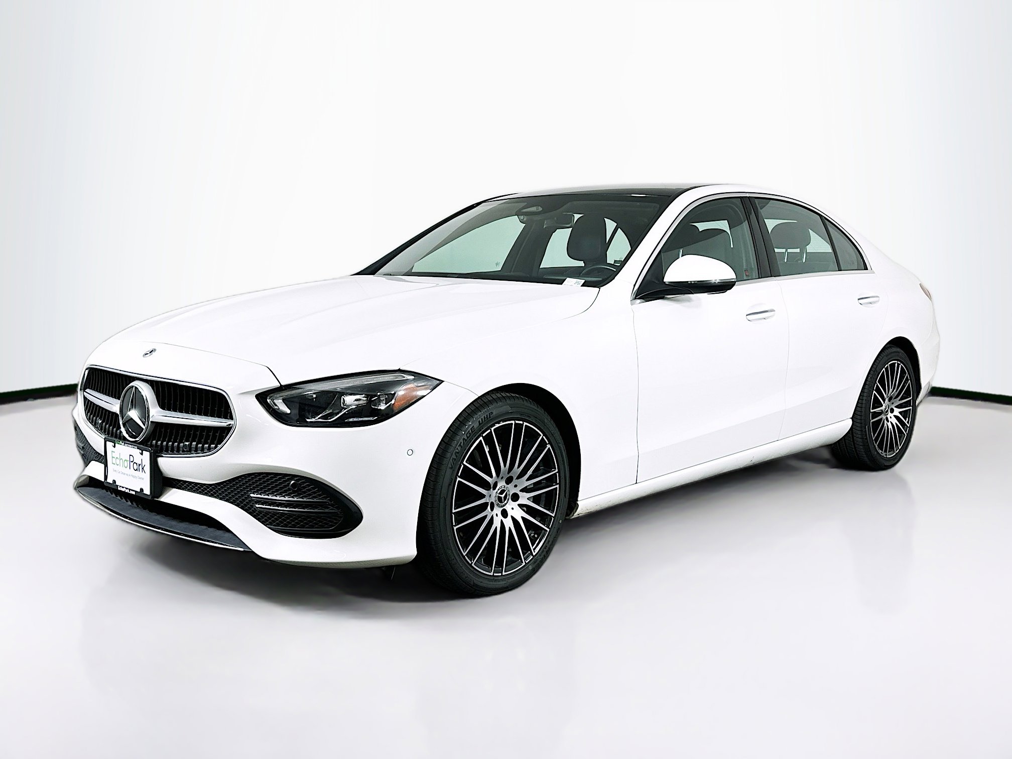 Used 2024 Mercedes-Benz C 300 Sedan image 3