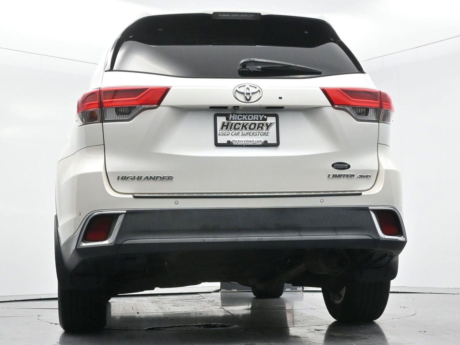 Used 2017 Toyota Highlander Limited w/ Protection Package #3 AWD/4WD image 58
