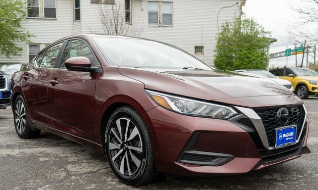 Used 2023 Nissan Sentra SV w/ SV Premium Package FWD image 4