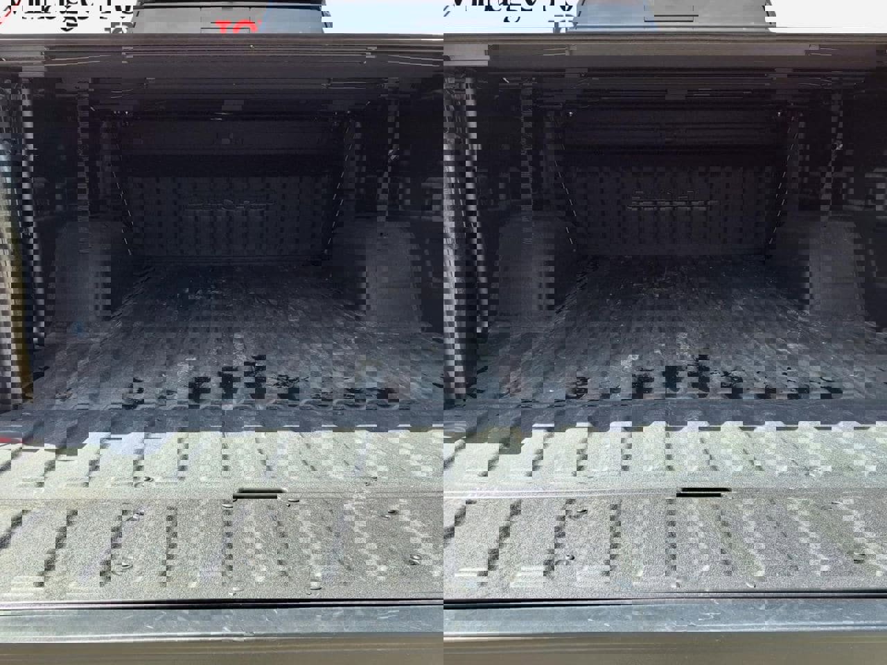 Used 2024 GMC Sierra 1500 Denali w/ Denali Reserve Package image 6