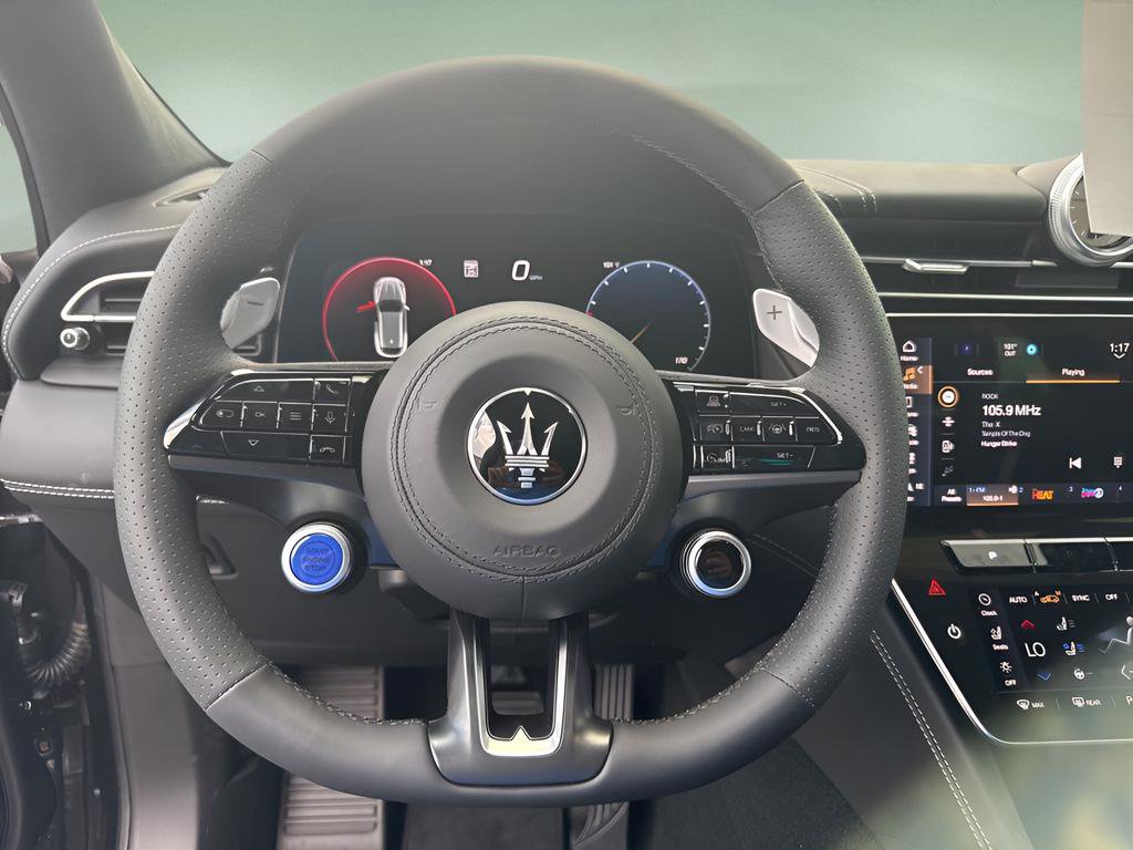 New 2025 Maserati Grecale Modena image 20