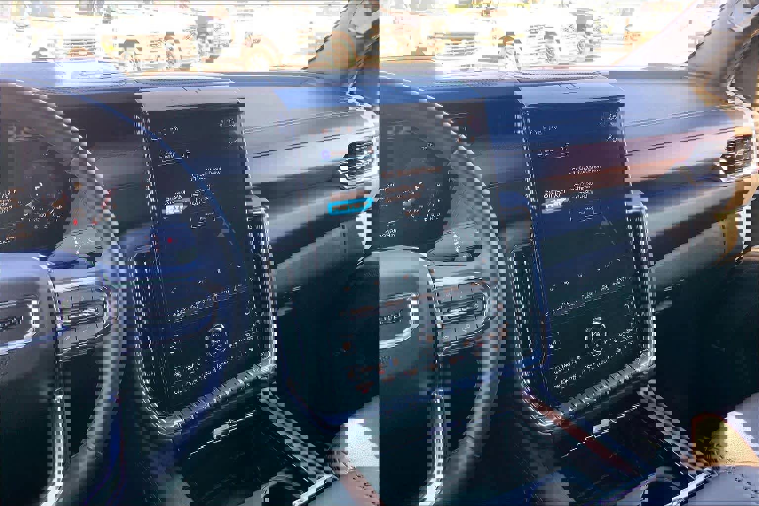 Used 2025 GMC Yukon Denali image 7