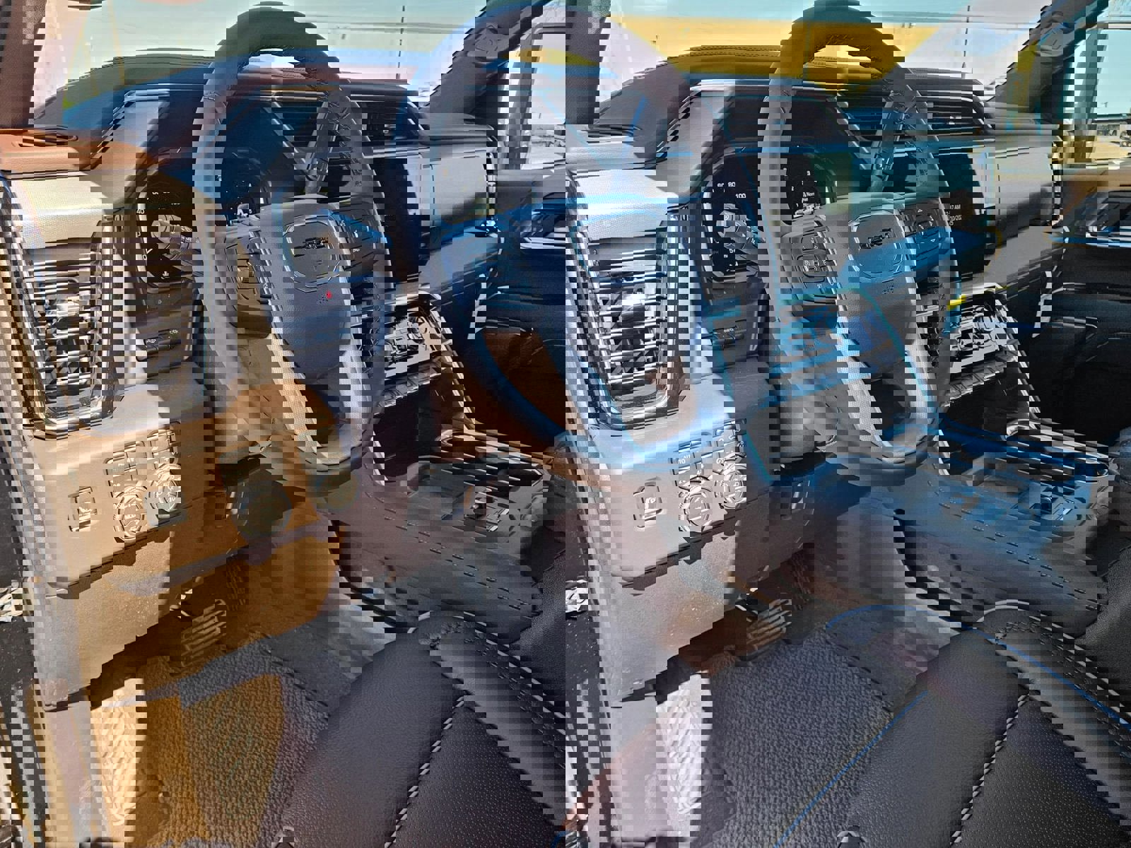 New 2026 GMC Sierra 2500 Denali w/ Denali Reserve Package image 10