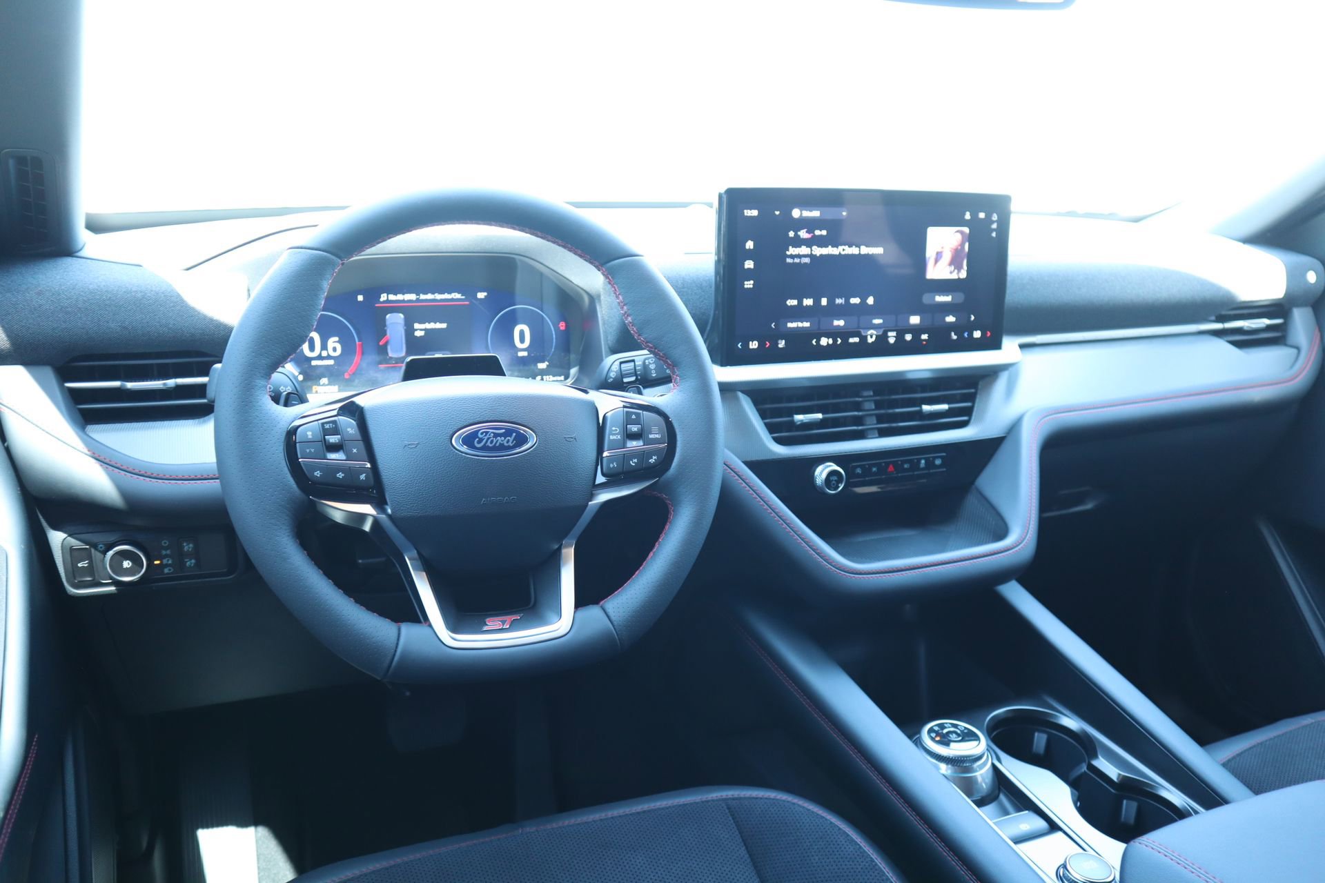 New 2026 Ford Explorer ST w/ Sun And Sound Package AWD/4WD video 2