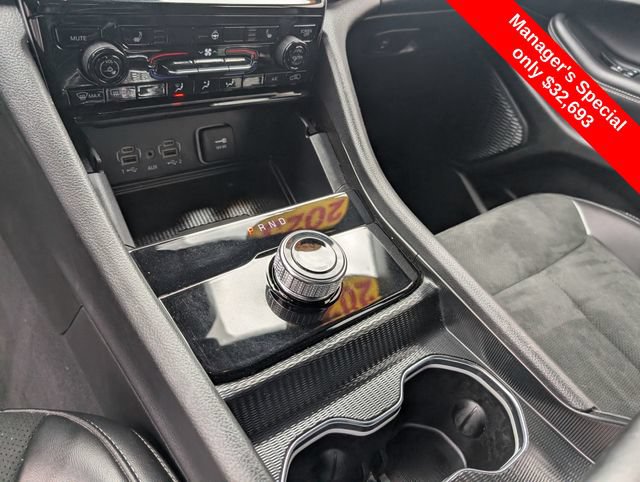 Used 2025 Jeep Grand Cherokee Altitude AWD/4WD image 22