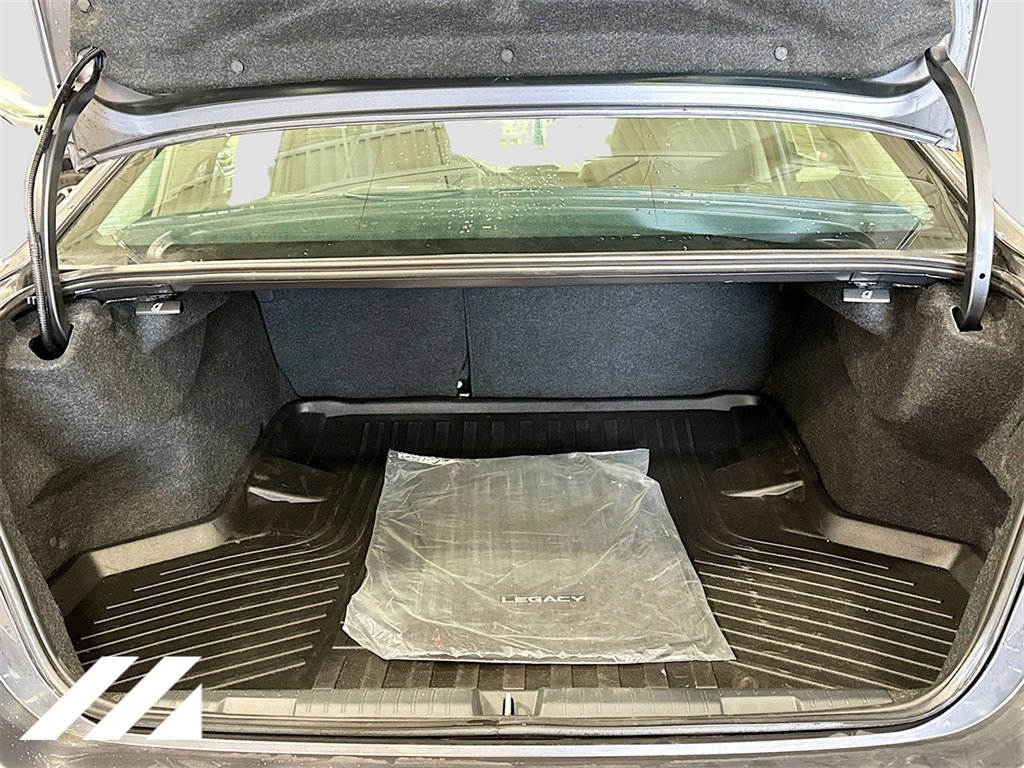 Used 2022 Subaru Legacy Limited image 29